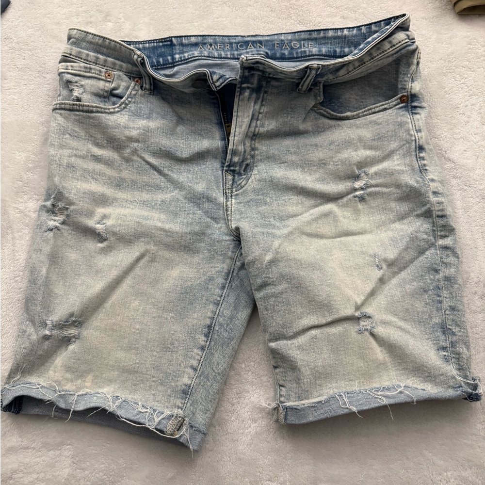 American Eagle Outfitters Men's Faded Blue Jean Shorts